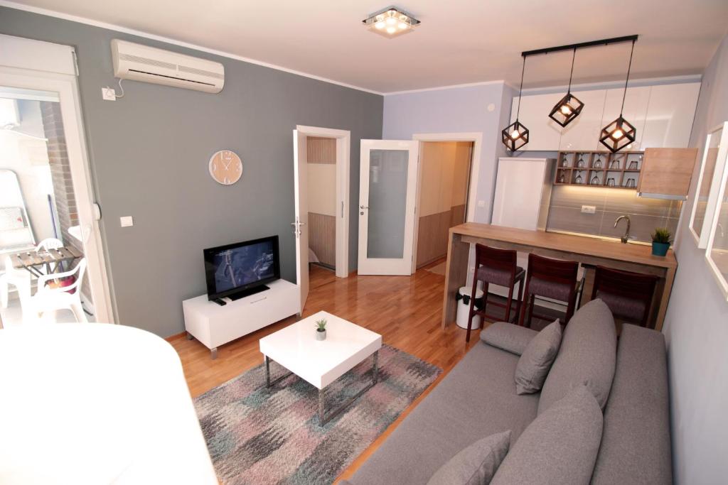 Apartment Mentor A block Delta City New Belgrade photo 3