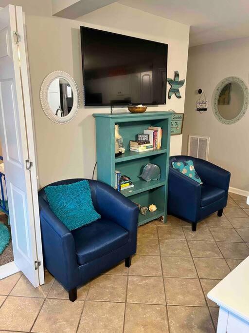 Mini Pearl, Private 2 BR - 1 block to BEACH! photo 3