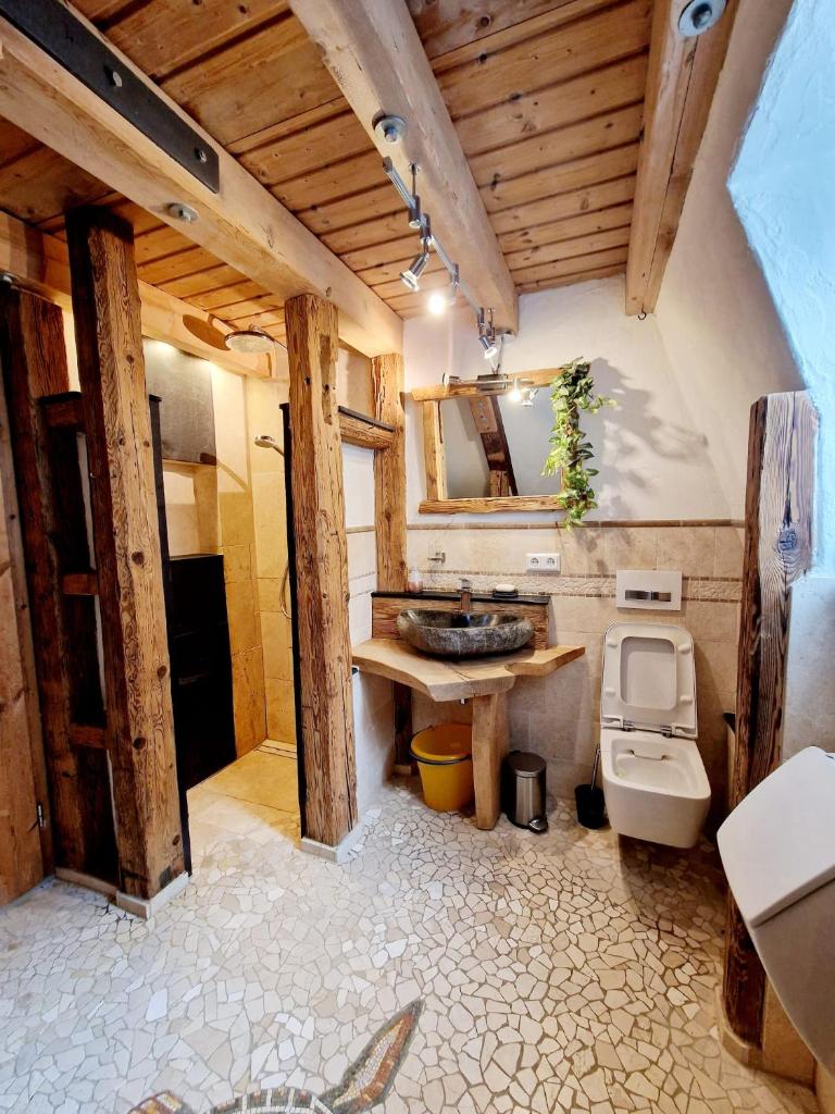 Wood & Stone Lodge 3 photo 3