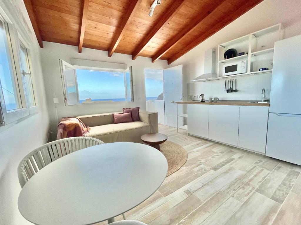 Eden Gomera Suites photo 1