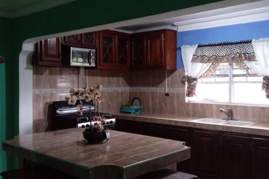 Hill View Villas photo 4