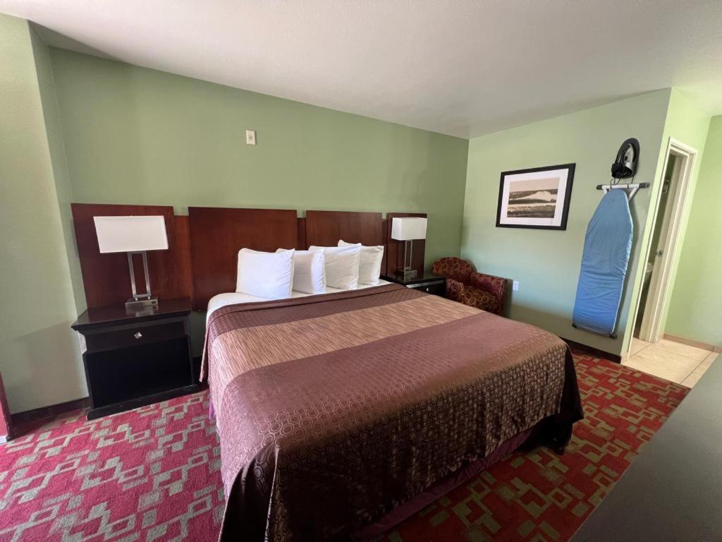Rancho California Inn Temecula photo 2