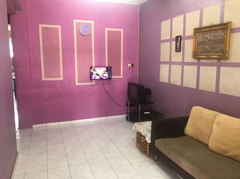 D'Mangga Homestay photo 2