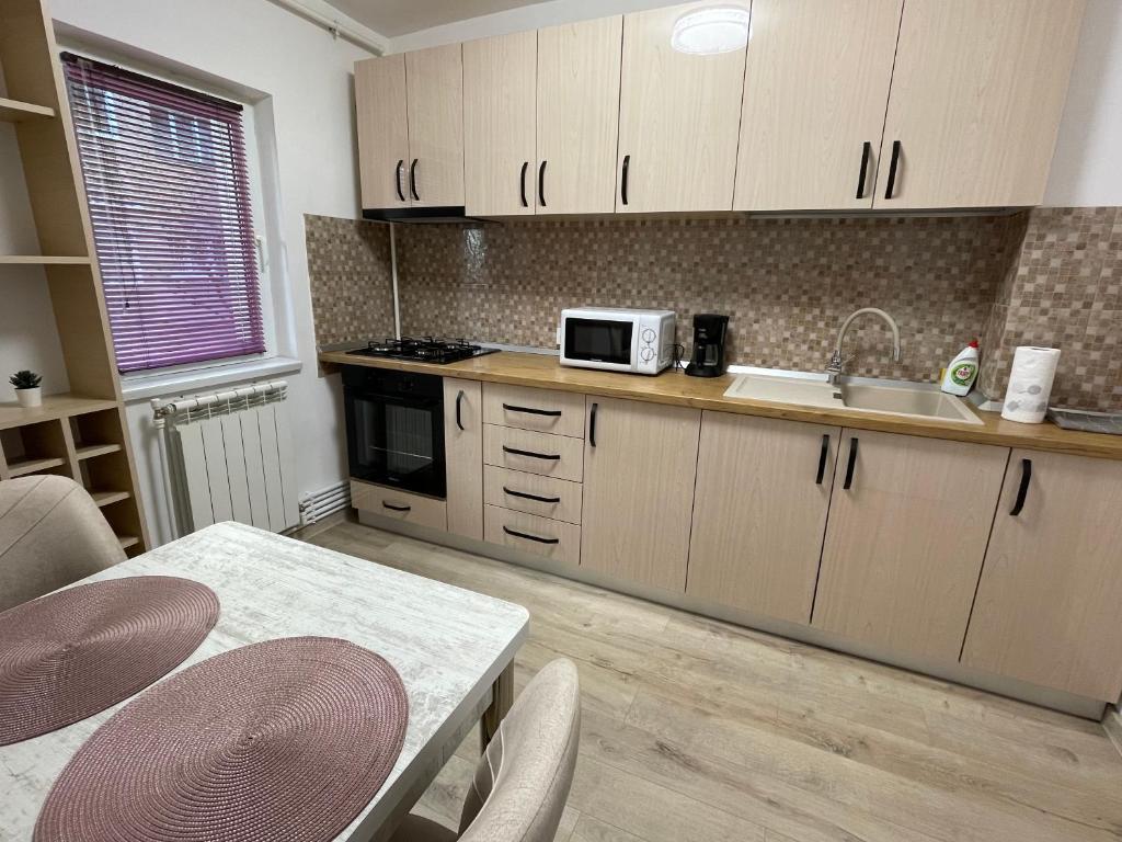 Grove Apartment photo 3