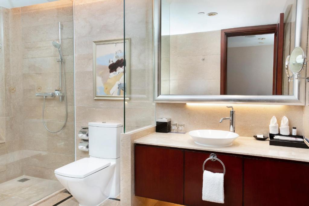 Sheraton Shenzhen Futian Hotel photo 2