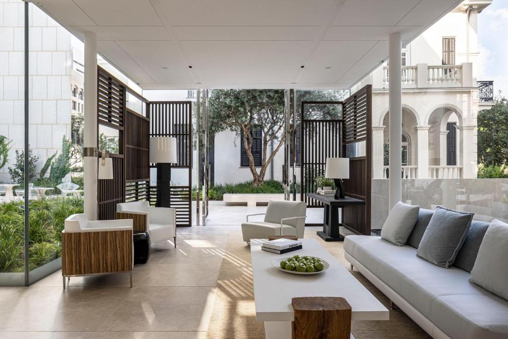 R48 Hotel and Garden photo 4