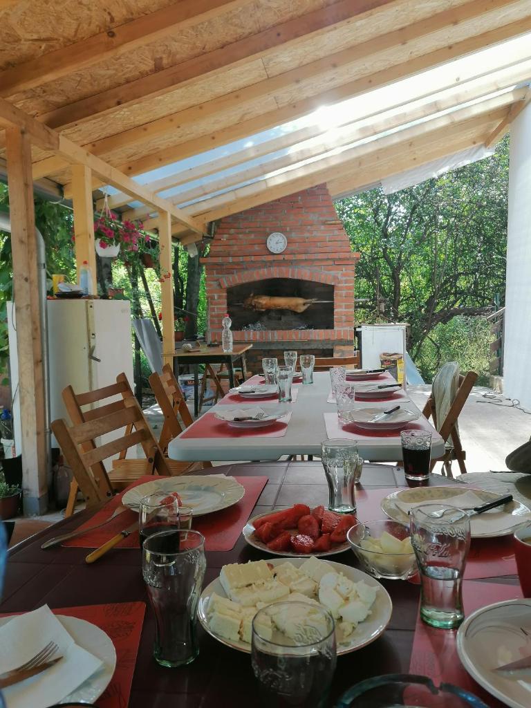 Kuca radovanovic photo 3