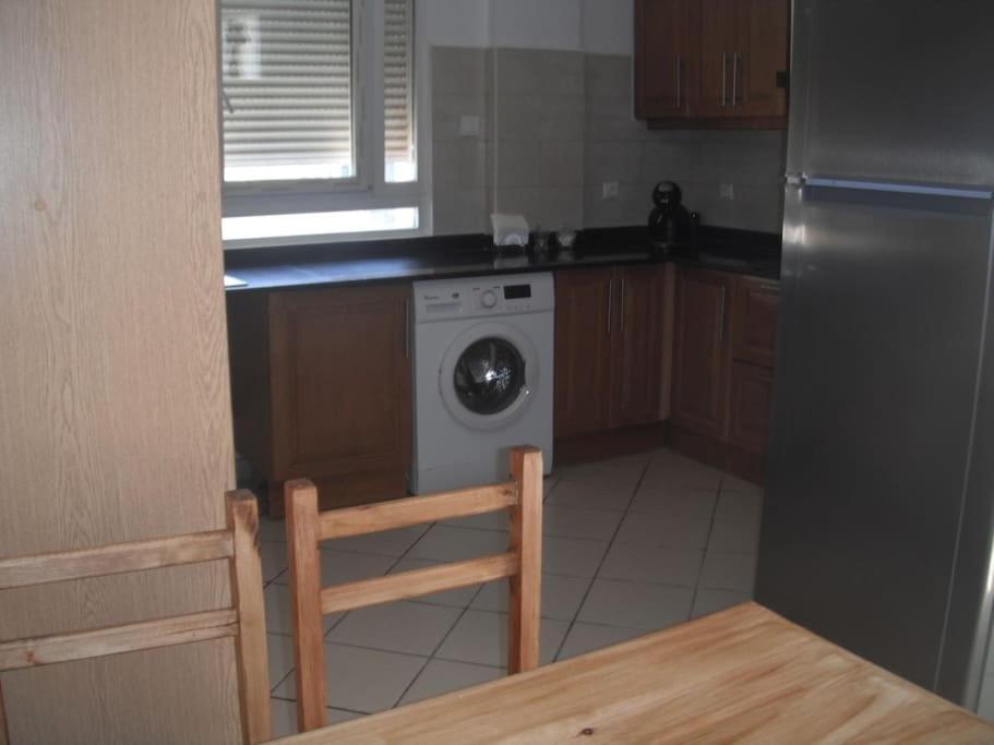 Bien situé T4 à Oran photo 1
