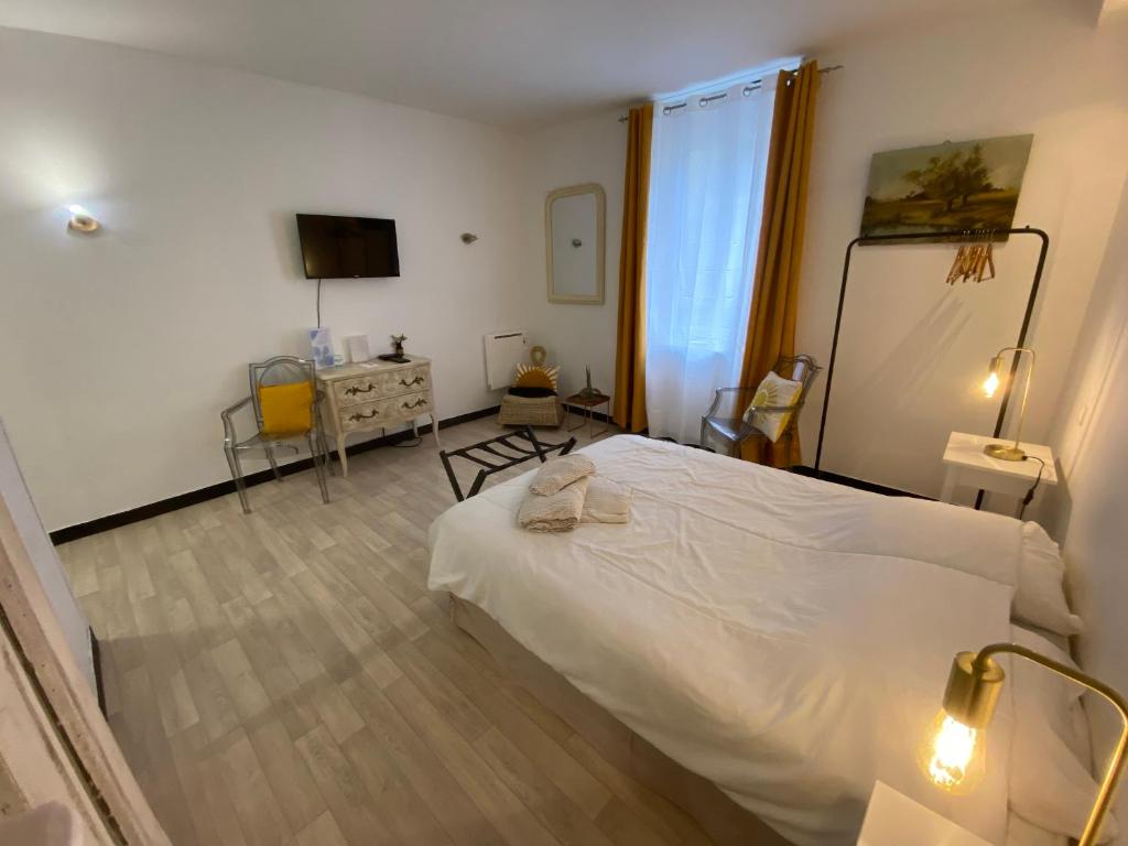 Chambre & salle de bain privée - LV 33 photo 2