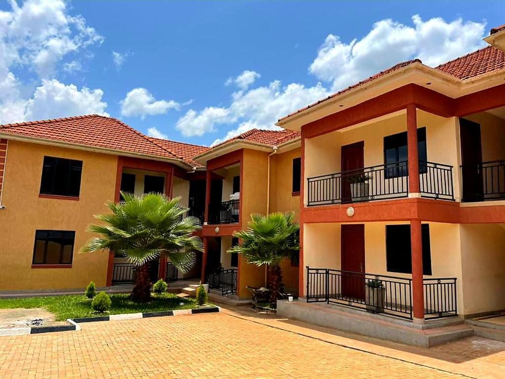 R & R FURNISHED APPARTMENT AKRIGHT CITY BWEBAJJA