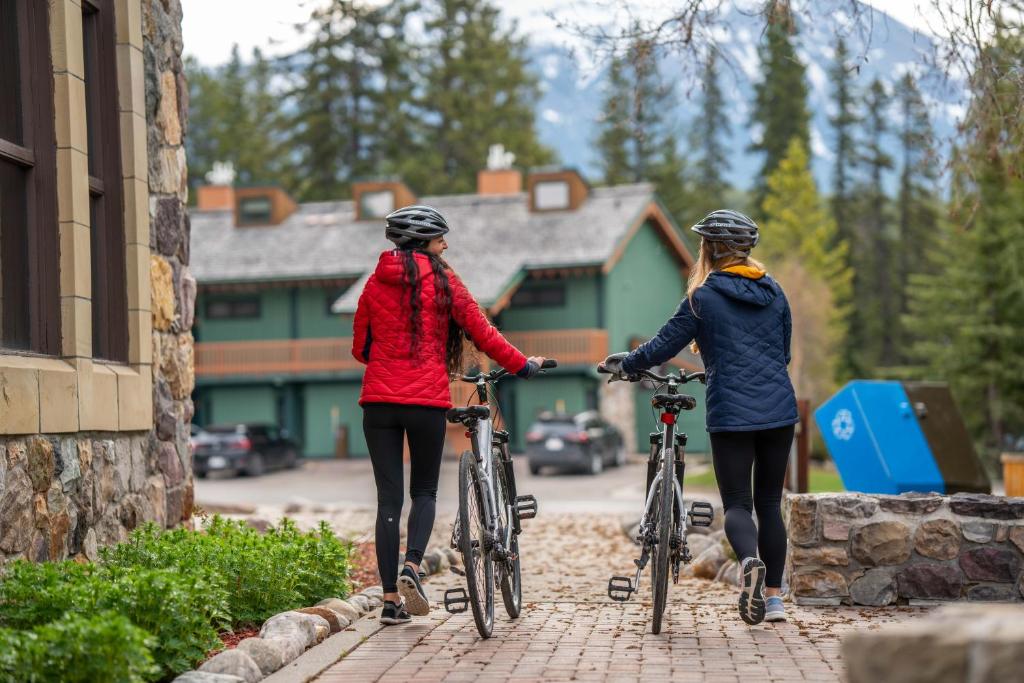 Lake Louise Inn photo 4