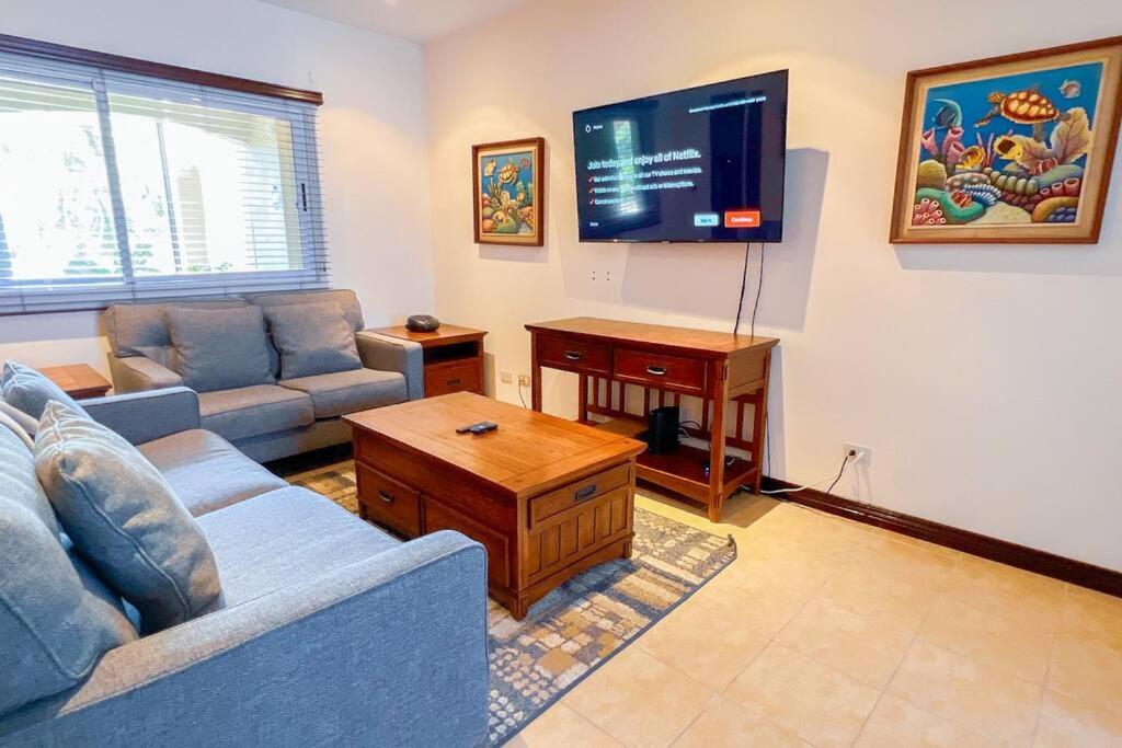 Condo Las Brisas near to Marina Herradura, free Pool and wifi photo 2