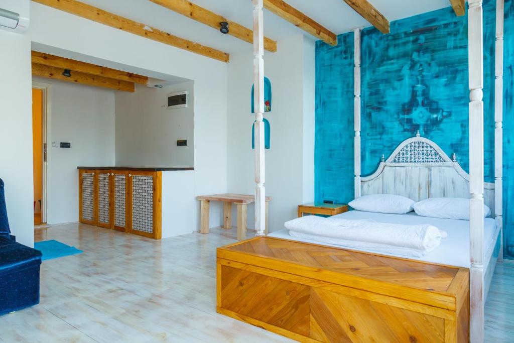 Студио (Номер-студия с кроватью размера «queen-size»), ArkaBarka 2- Floating Dream Apartments
