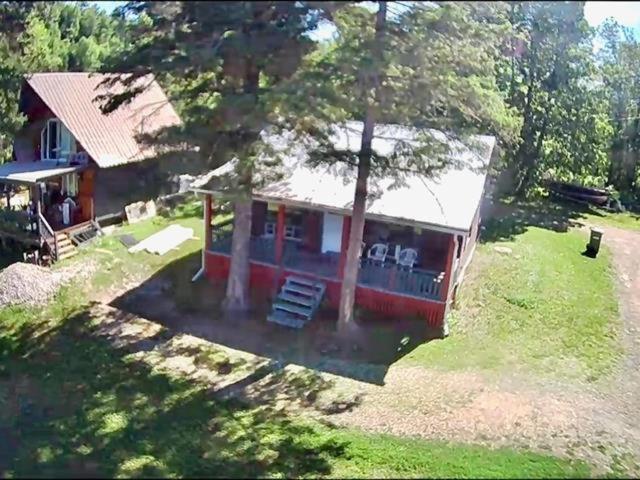 Chalet with great lake view photo 1