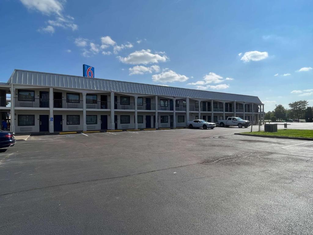 Motel 6-Lafayette, IN photo 2