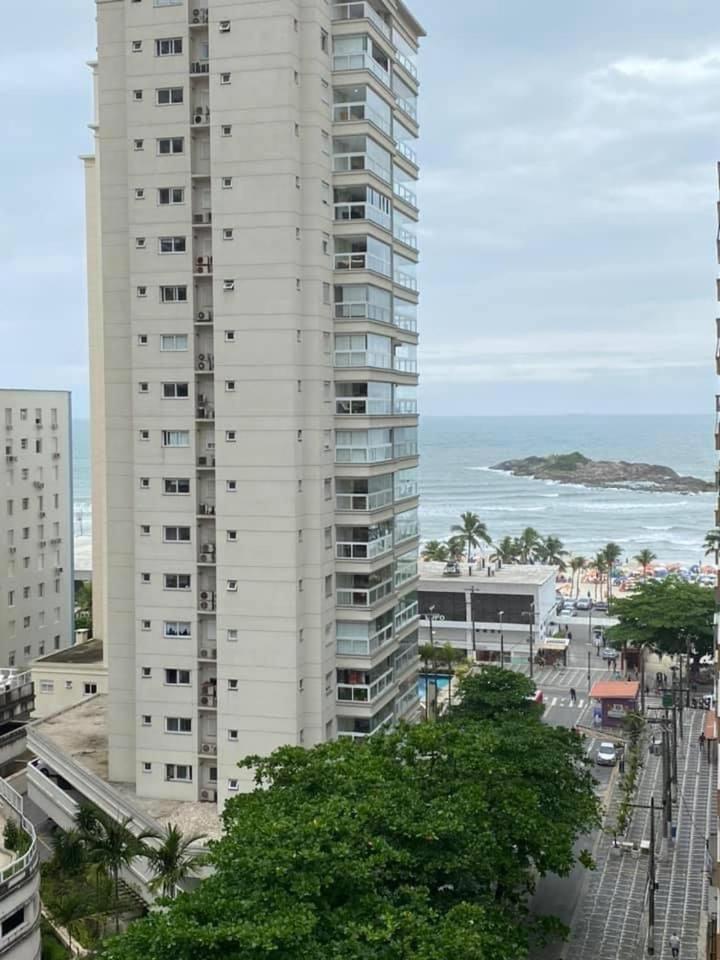 Apartamento em Pitangueiras! 70m da praia! Lindo e Aconchegante ! photo 1