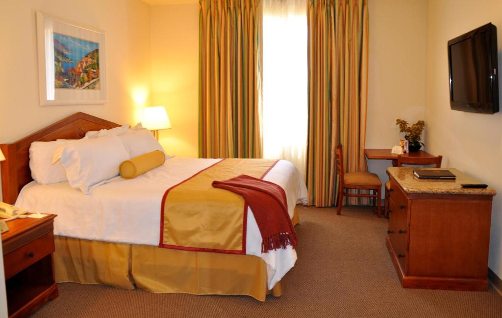 Сьюит (Люкс-студио), Club de Soleil All-Suite Resort