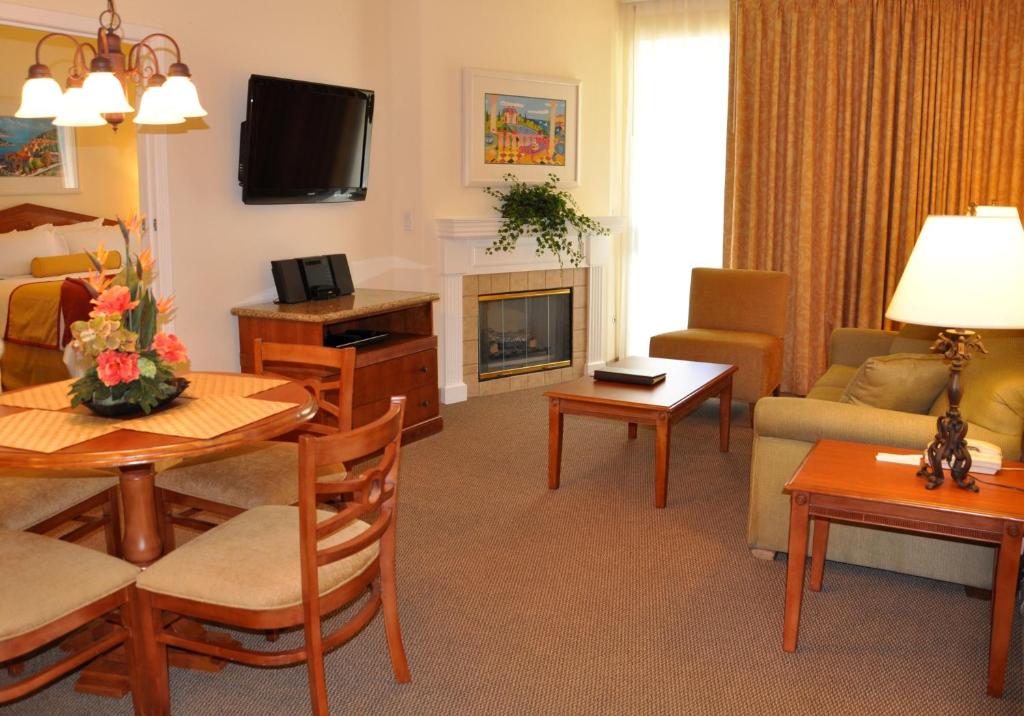 Сьюит (Люкс с 1 спальней), Club de Soleil All-Suite Resort