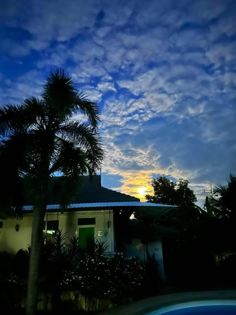 Nuch's Apple Guest House photo 2