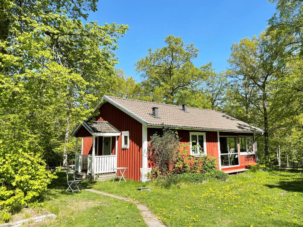 Nice cottage outside Lönashult near lake Övden photo 3