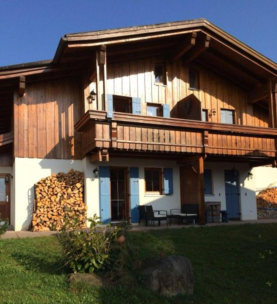 Meister-s-Ferienhaus-Tiere-herzlich-willkommen-Koenigswinkel photo 1