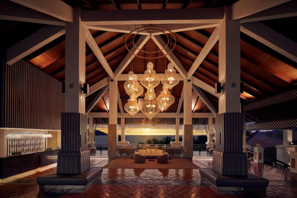 DoubleTree by Hilton Damai Laut photo 4