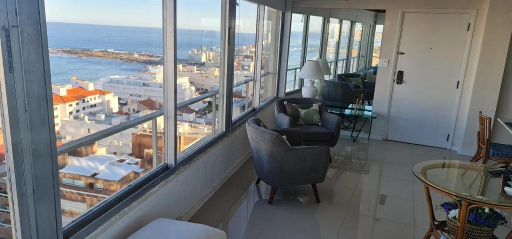 APTO 1011 Piso 10 Santos Dumont Punta del Este photo 4