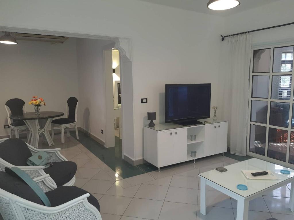 Stunning Spacious One Bed in Delta Sharm photo 4
