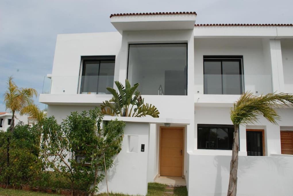 Villa 280 m2 à Benslimane avec piscine