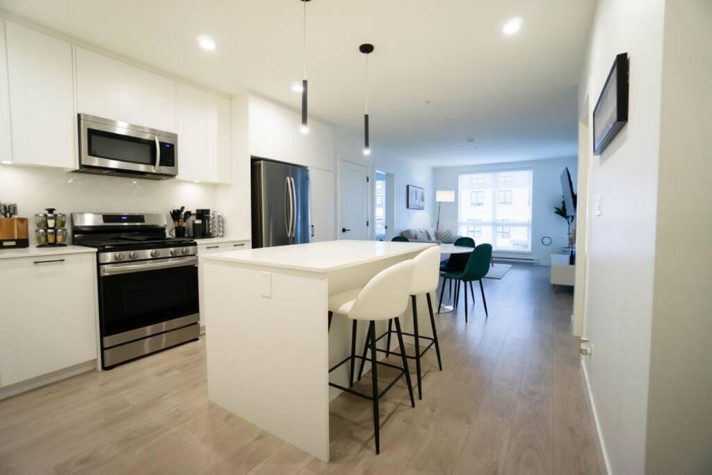 Beautiful 2 Bdrm Condo in Langley photo 1