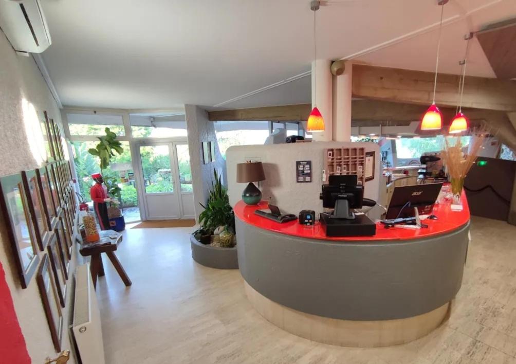 Hotel Les Gravades Ussel photo 2
