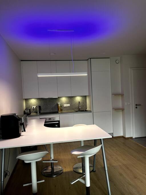 A modern & homely apartment photo 2