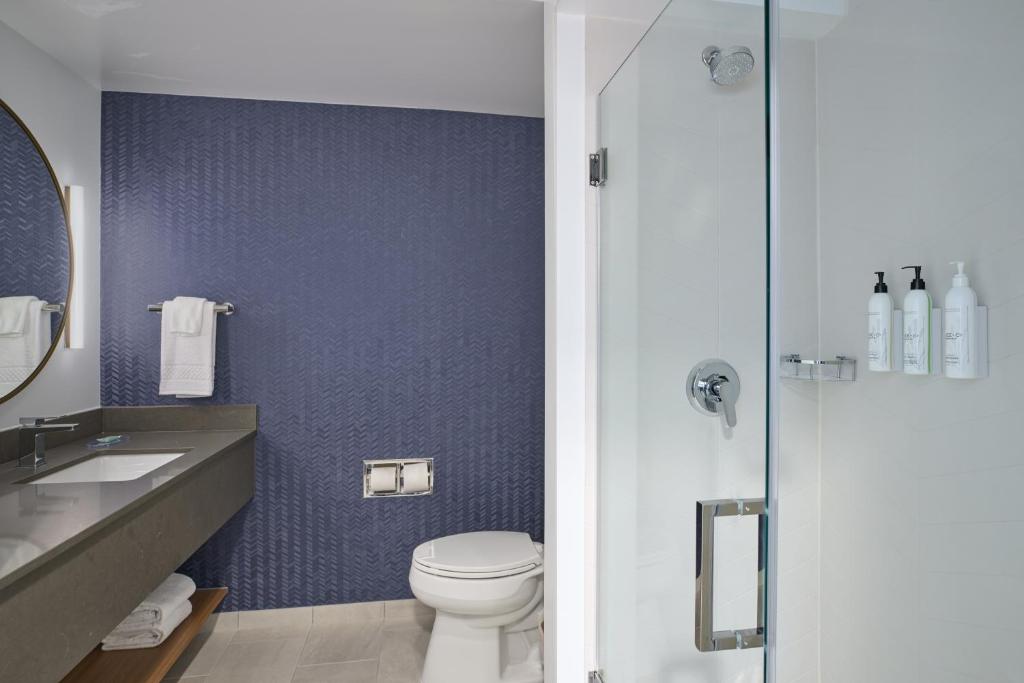 Fairfield Inn and Suites by Marriott Winchester photo 2
