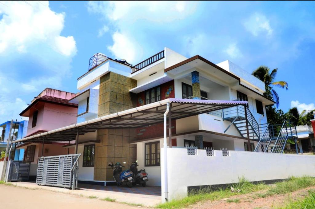 DREAMS VILLA Near Rajagiri Hospital photo 1