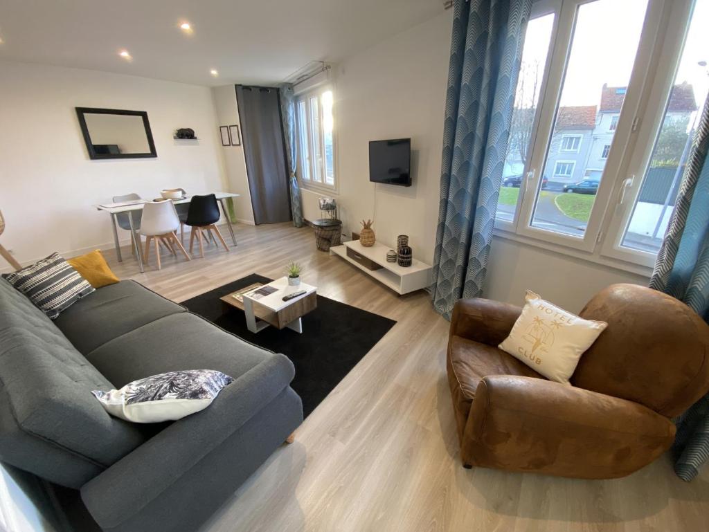 Appartement Cholet les Halles coté jardin photo 1