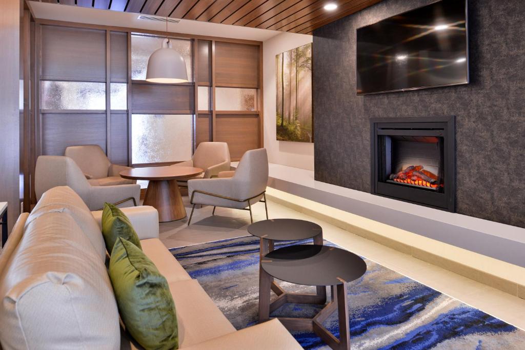 Fairfield Inn and Suites by Marriott Minneapolis Shakopee photo 2
