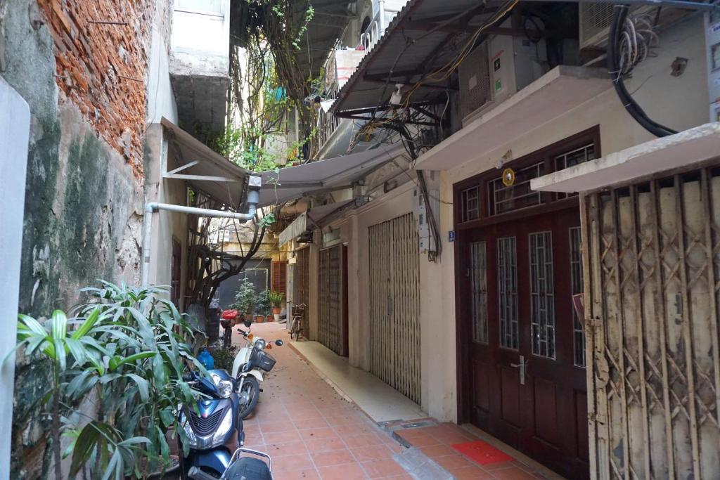 Hanoi’s Lane Homestay