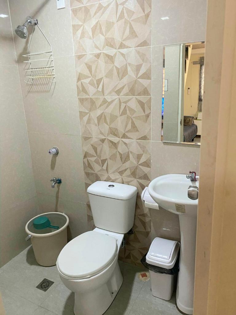 2 Bedroom townhouse in Bacolod City photo 4