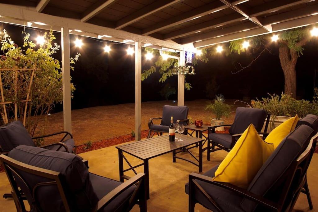 Elements Suite Hot Tub BBQ Pet Friendly photo 1