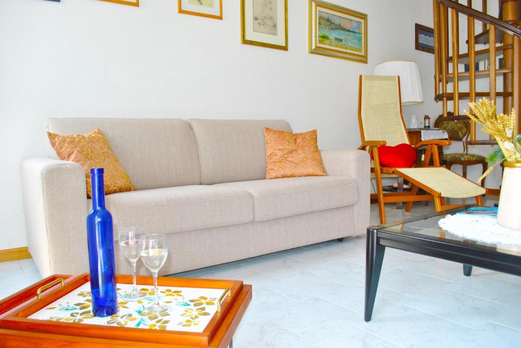 Apartment on 2 levels with large Terrace Lake View photo 3