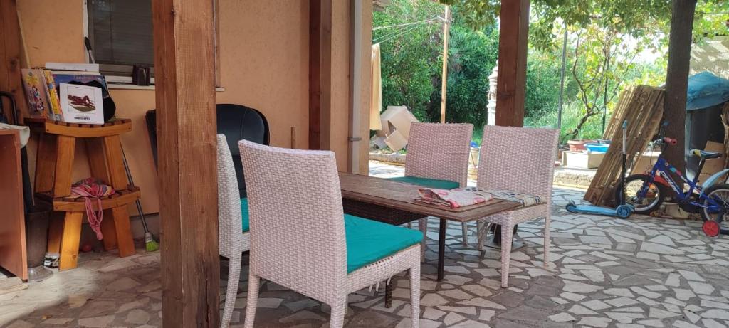 House with a garden in Podgorica Center photo 4