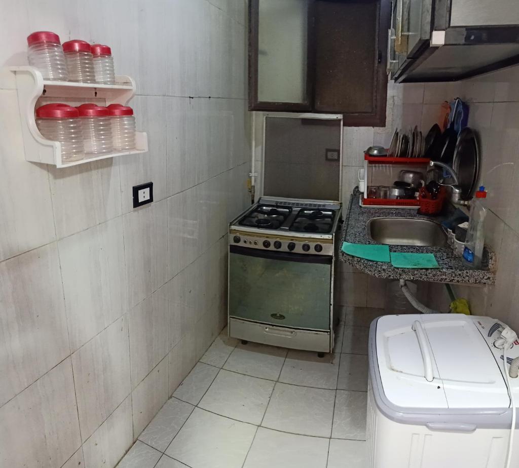 Furnished Apartment - Beach view "Nearest Beach 2 minutes walking" - Free Wifi- Abo keer - Alexandria - Egypt photo 4
