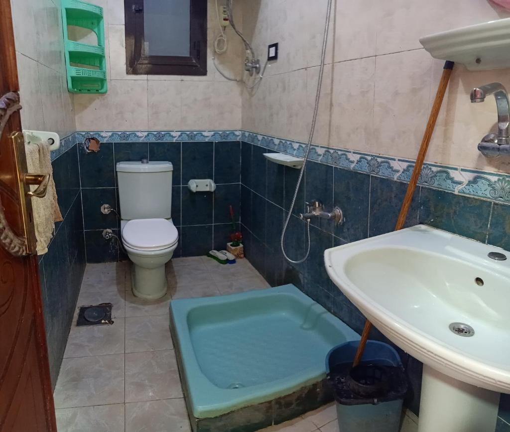 Furnished Apartment - Beach view "Nearest Beach 2 minutes walking" - Free Wifi- Abo keer - Alexandria - Egypt photo 3