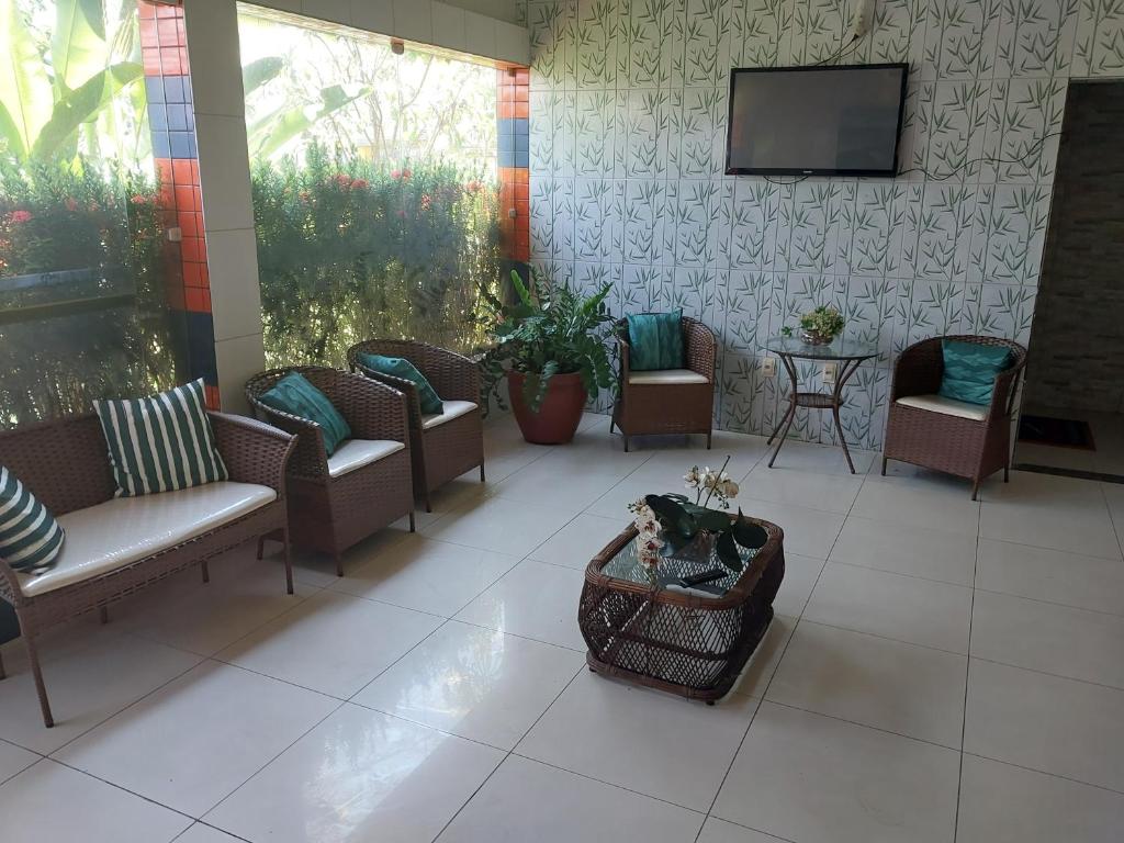 Chesmar Plaza Hotel photo 3