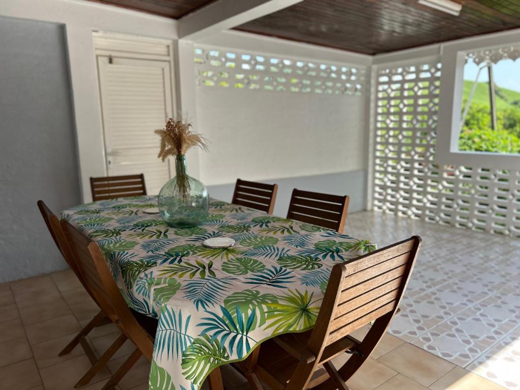 Villa à louer à Sainte-Anne en Martinique photo 1