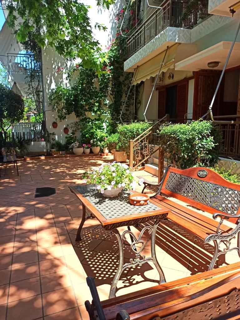 Papadioti Apartments photo 1