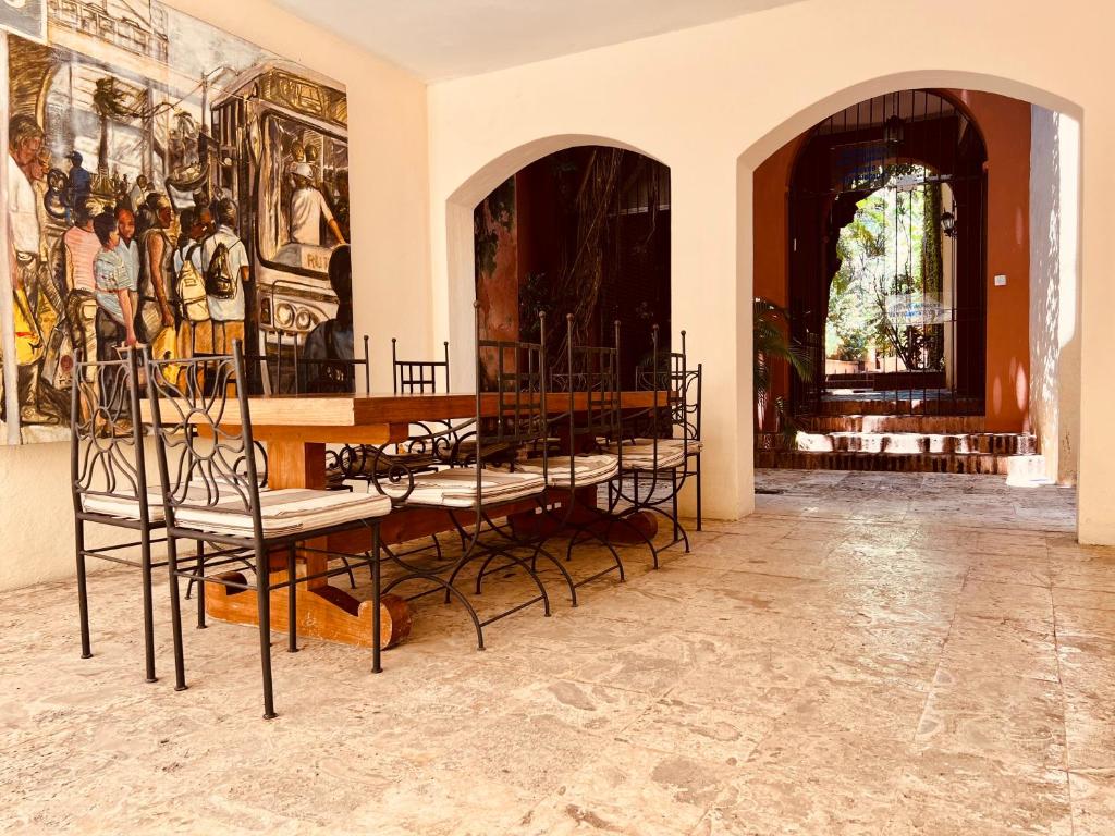 Paseo Colonial - El Monasterio photo 2