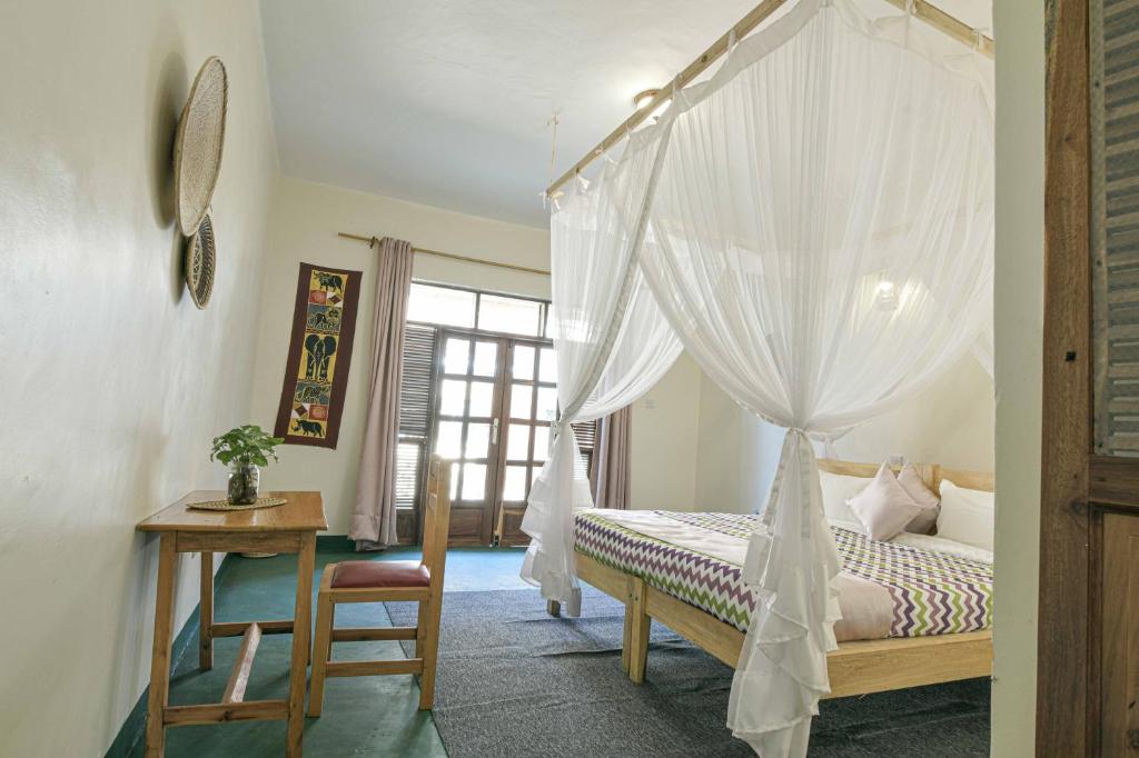 Cycad Entebbe Guest House photo 3