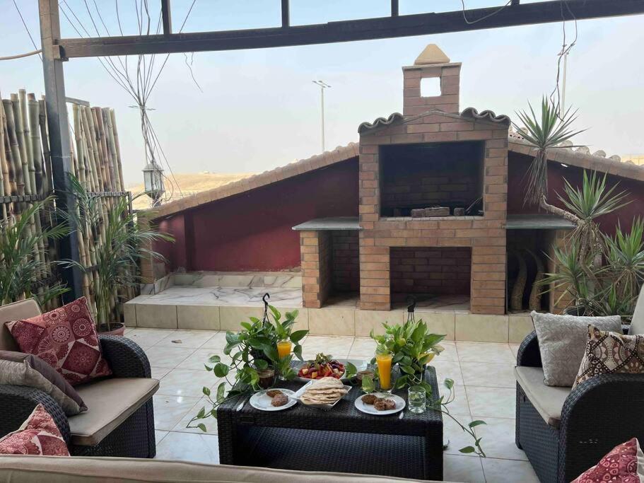 Private jacuzzi Roof studio w/amazing Pyramids v photo 2