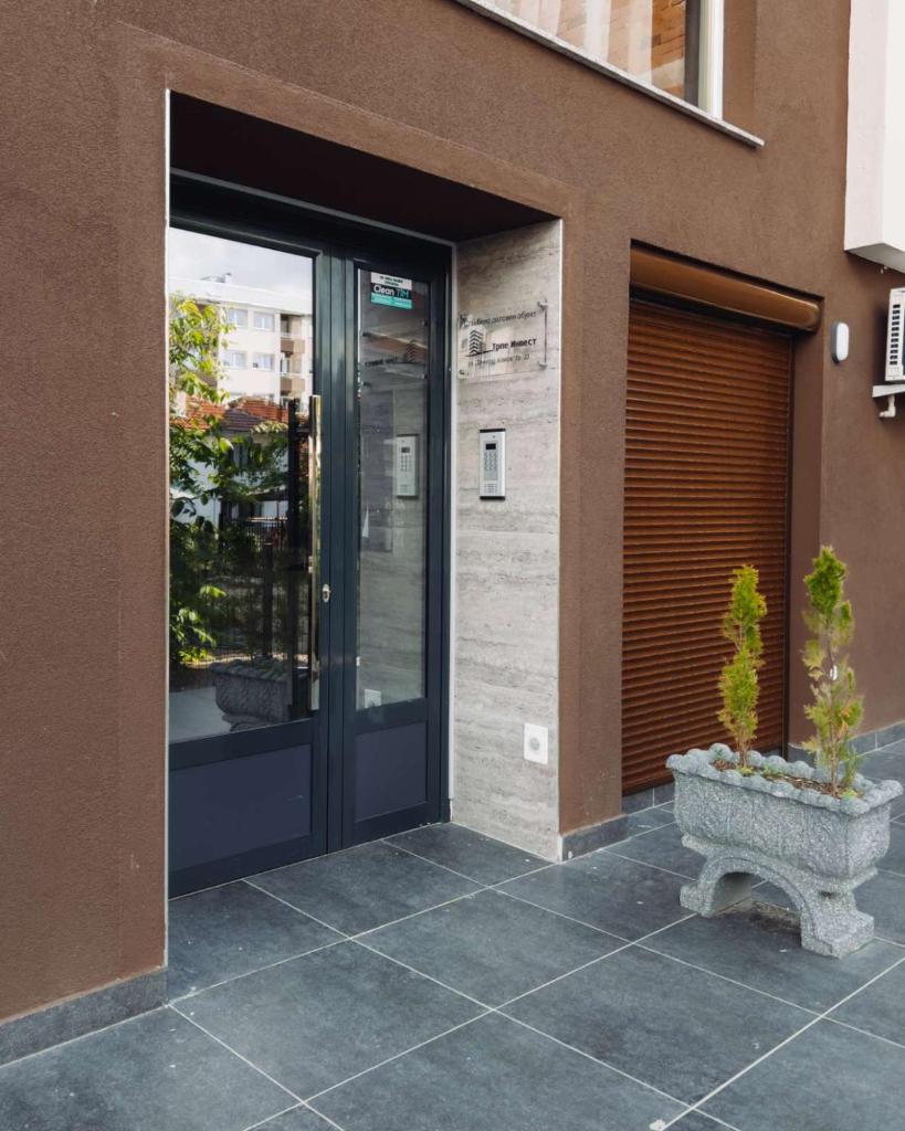 Darki Apartment 2 - Very Central Stay With Free Parking photo 3